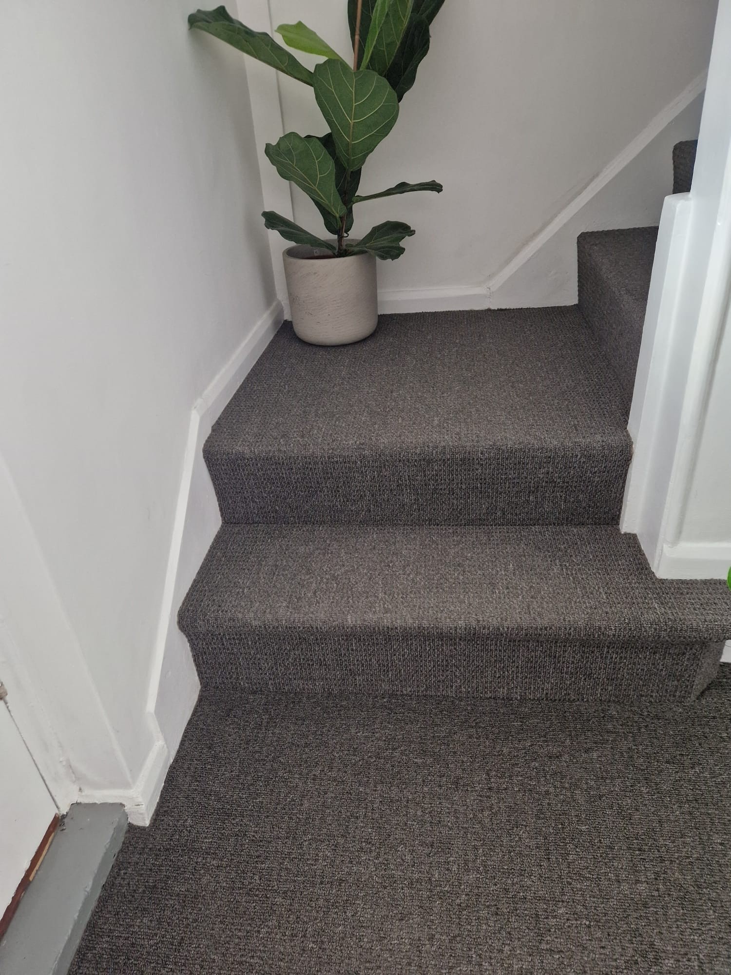 Flooring installation completed by VTR Developments, Nottingham builders – photo 4