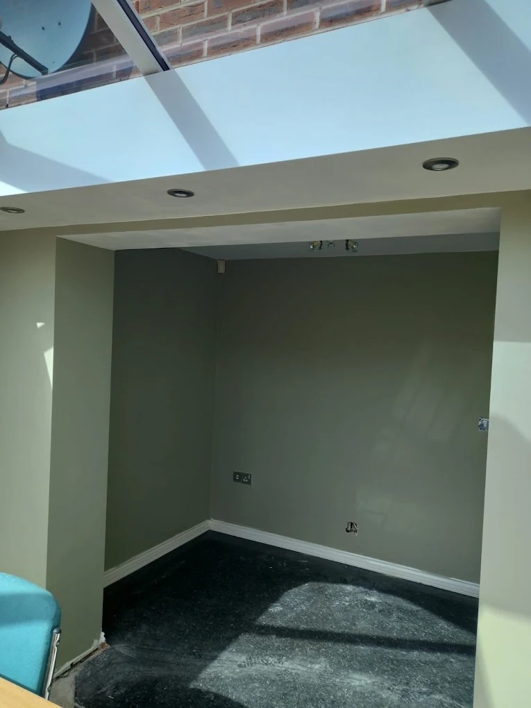 Painting and decorating photograph, stage unconfirmed